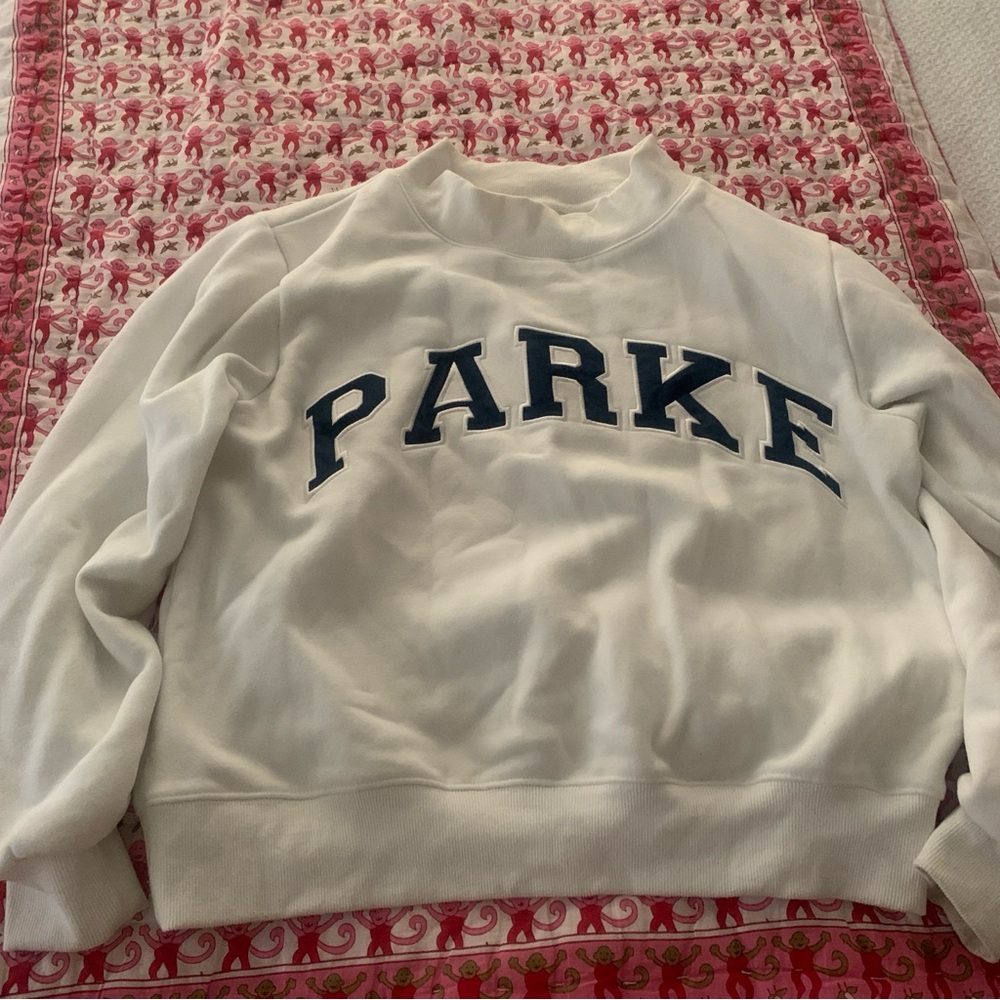 White Mockneck Parke Sweatshirt (I’ll take best offer